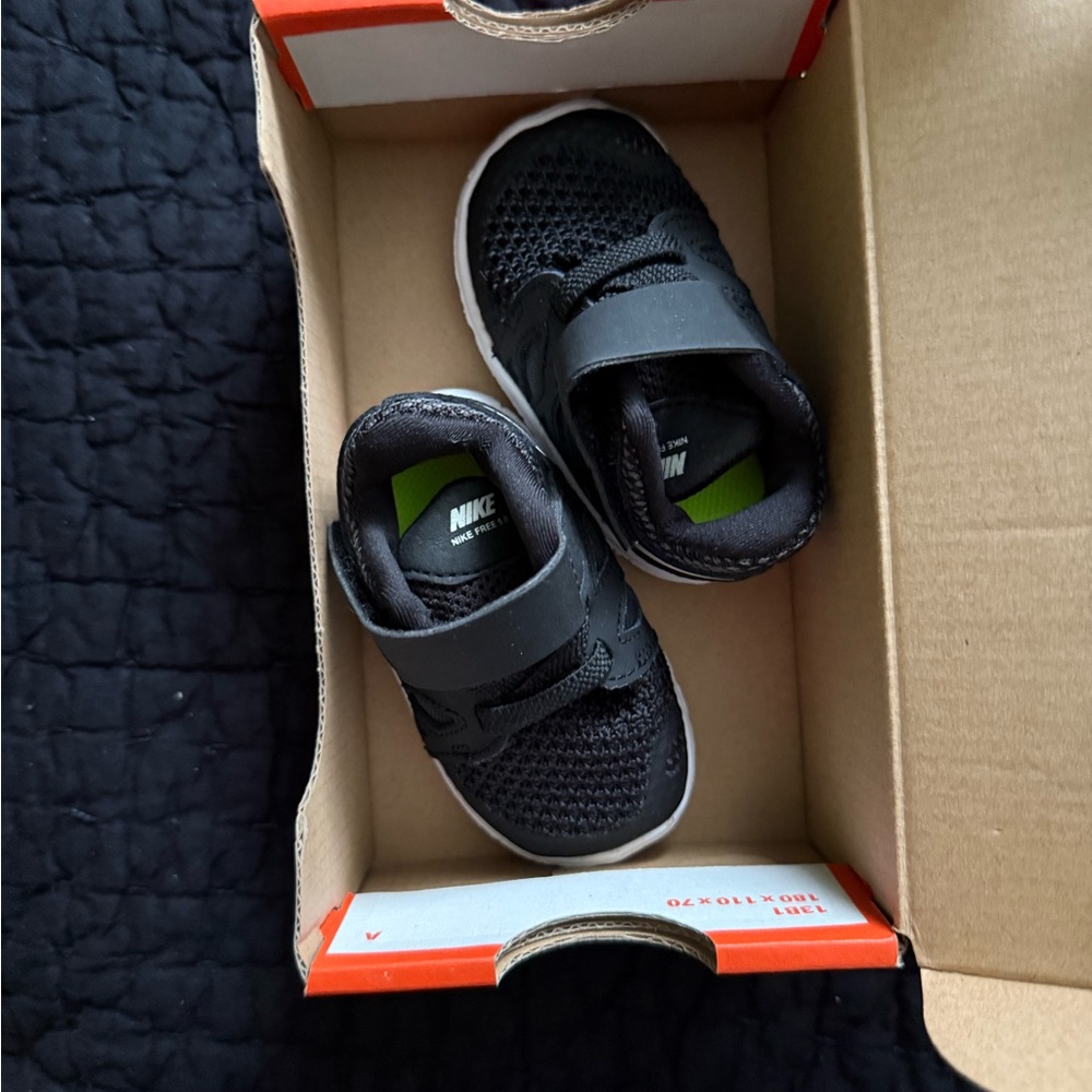 Nike Kids Black and White Sneakers
